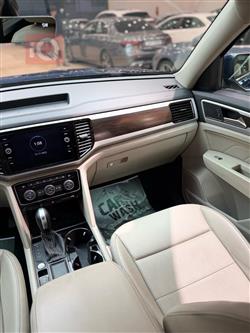 ڤۆڵکسواگن ئەتلەس